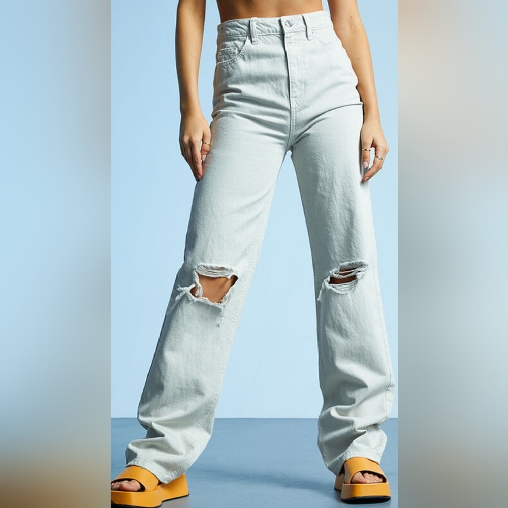 Women's Low Rise Baggy Distressed Jeans